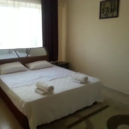 Emsal Konaklama Apartment Antalya
